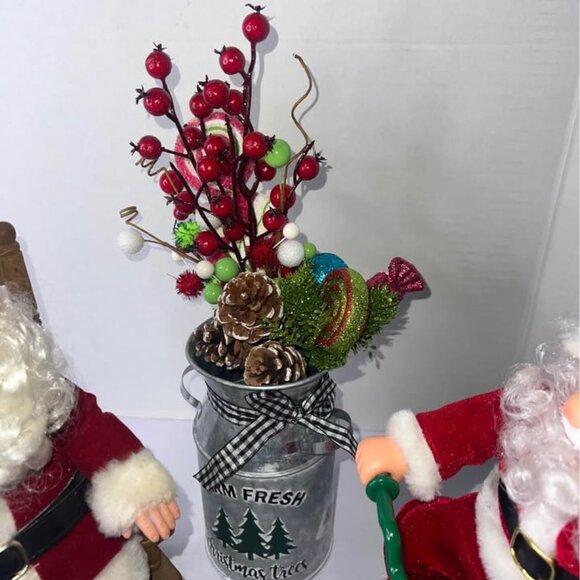 santa Claus riding bike/rocking chair/candy base flower (X) - Picture 4 of 5